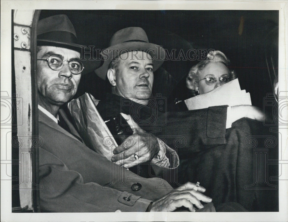 1946 Press Photo Ed P Terry &amp; wife  7 H Lane - Historic Images