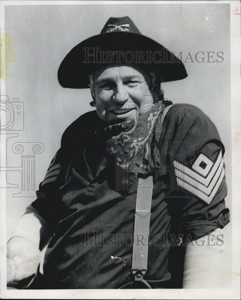 1978 Press Photo Veteran Character Actor Slim Pickens on set of Hawmps - Historic Images