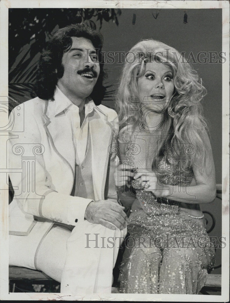 1974 Press Photo Latin Twosome Tony Orlando with Charo on Tony Orlando and Dawn - Historic Images