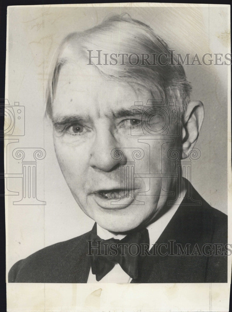 1958 Press Photo Author Poet Carl Sandburg to be Guest of Milton Berle in Kraft - Historic Images