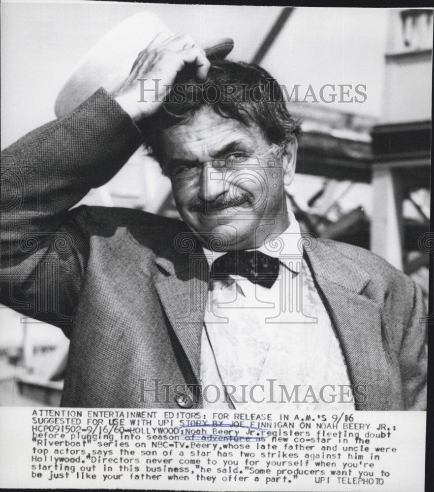 1960 Press Photo Actor Noah Beery Jr. doubtful about starring in &quot;Riverboat&quot; - Historic Images