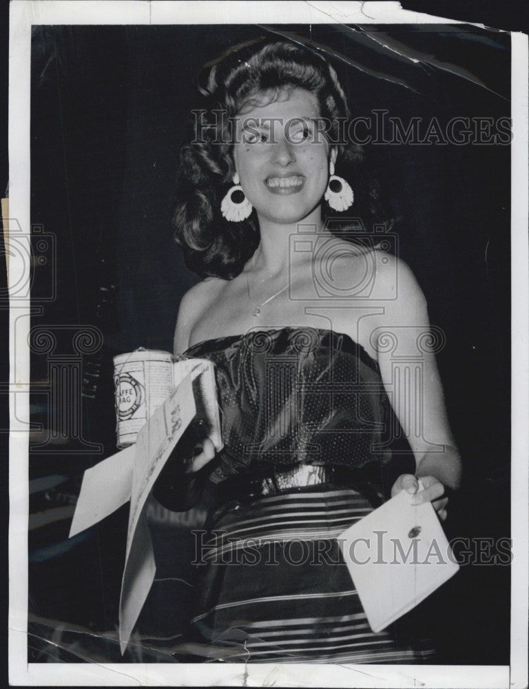 1954 Press Photo Marchioness Irma Capece Minutolo,Miss Naples 1953 - Historic Images