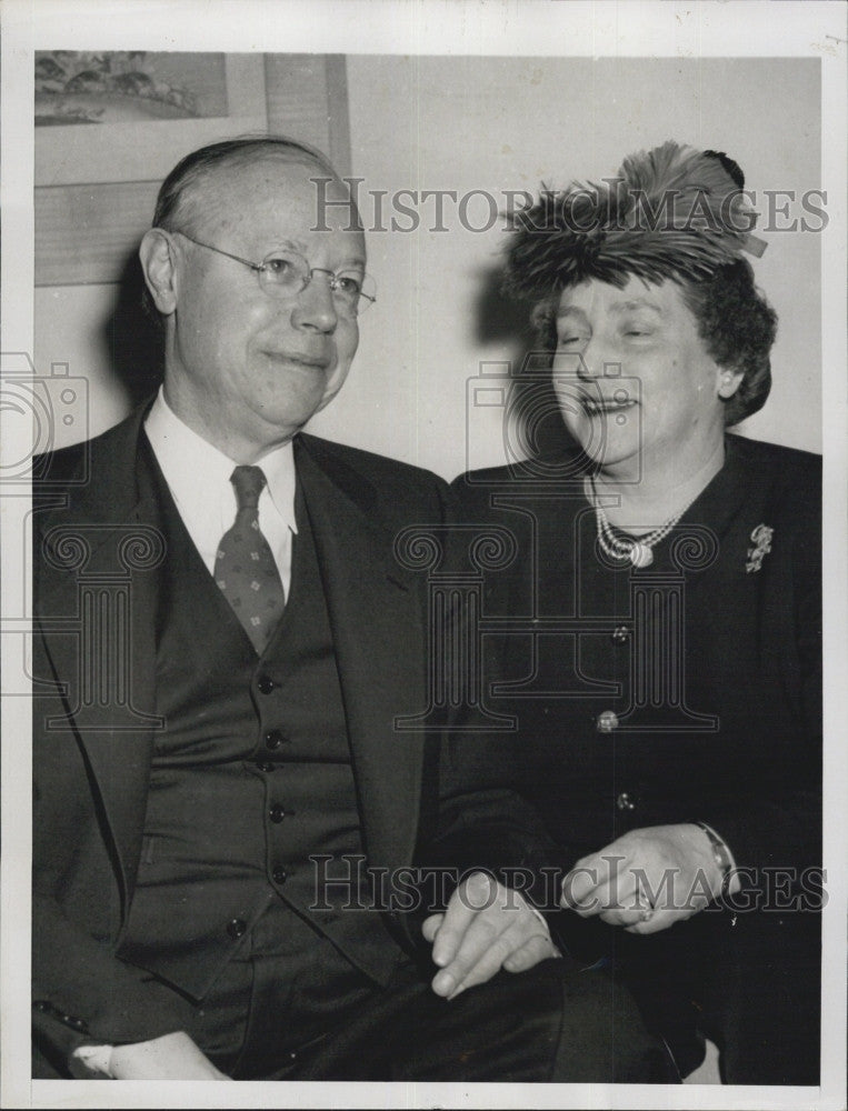 1948 Press Photo Senator Robert A Taft of Ohio &amp; wife - Historic Images