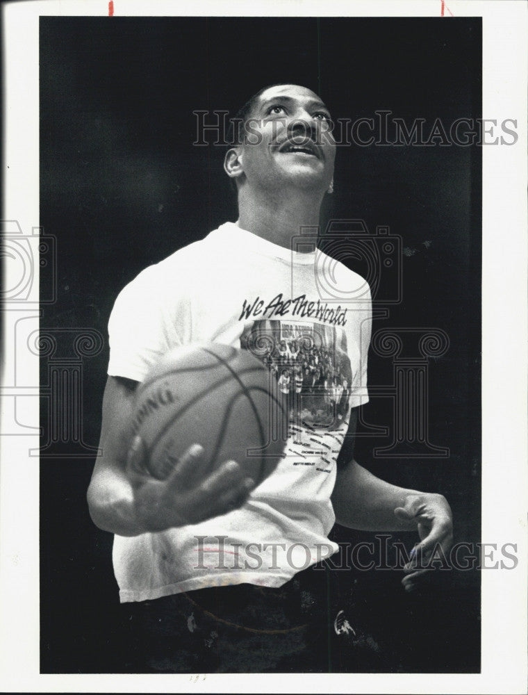 1987 Press Photo Alex English of the Indiana Pacers - Historic Images