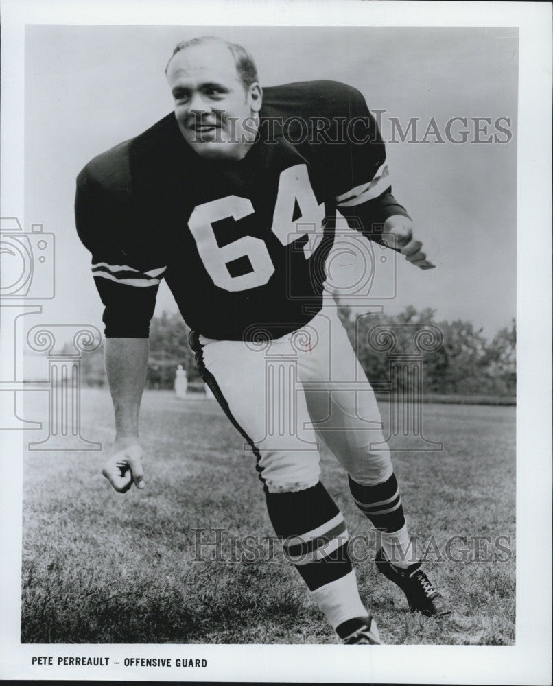 1969 Press Photo Pete Perreault, offensive guard - Historic Images