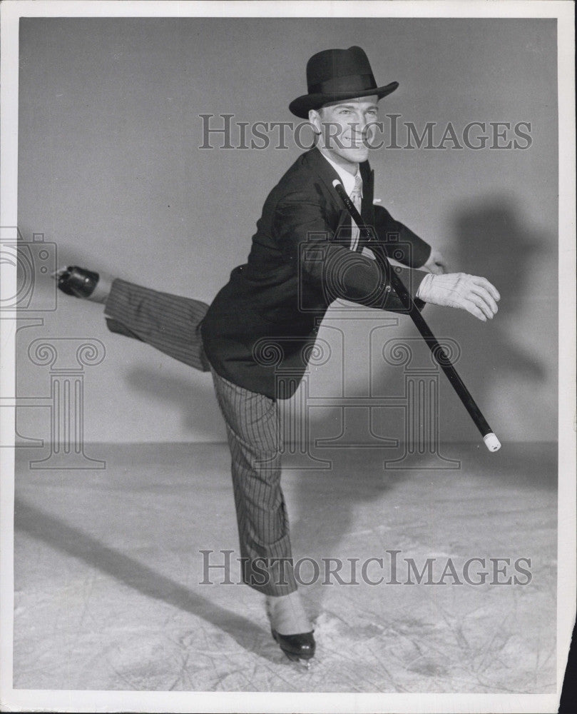 1950 Press Photo Ray Schramm in the Ice Follies - Historic Images