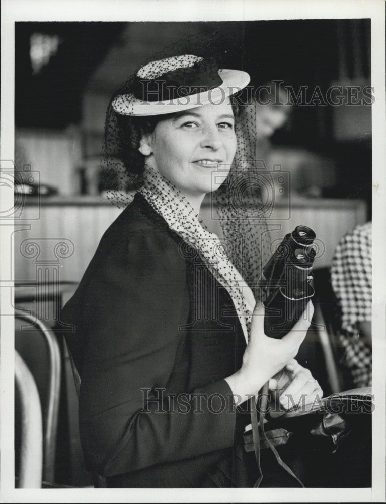 1939 Press Photo Mrs Walter J Salmon NY Socialite At Sarasota Springs Race Way - Historic Images