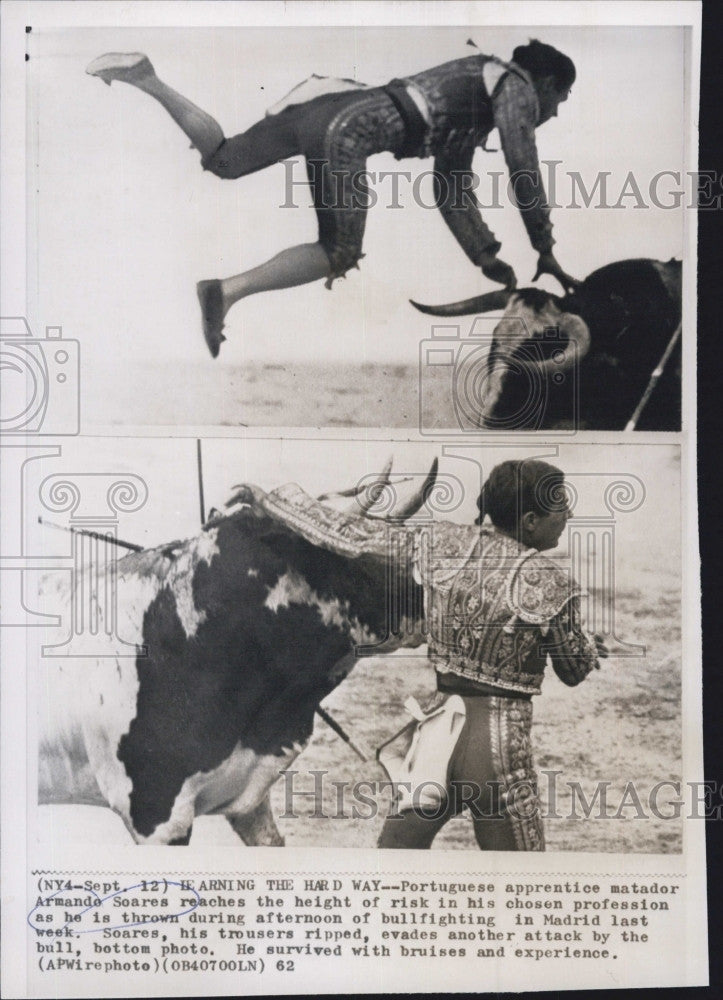 1962 Press Photo Apprentice Matador Armando Soares Thrown - Historic Images