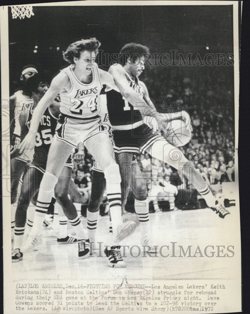 1972 Press Photo Lakers Keith Erickson vs Celtics Don Chaney - Historic Images