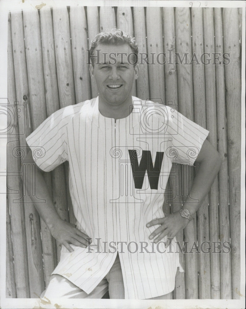 1958 Press Photo Actor Jack Drummond is Joe Hardy in Damn Yankees - Historic Images