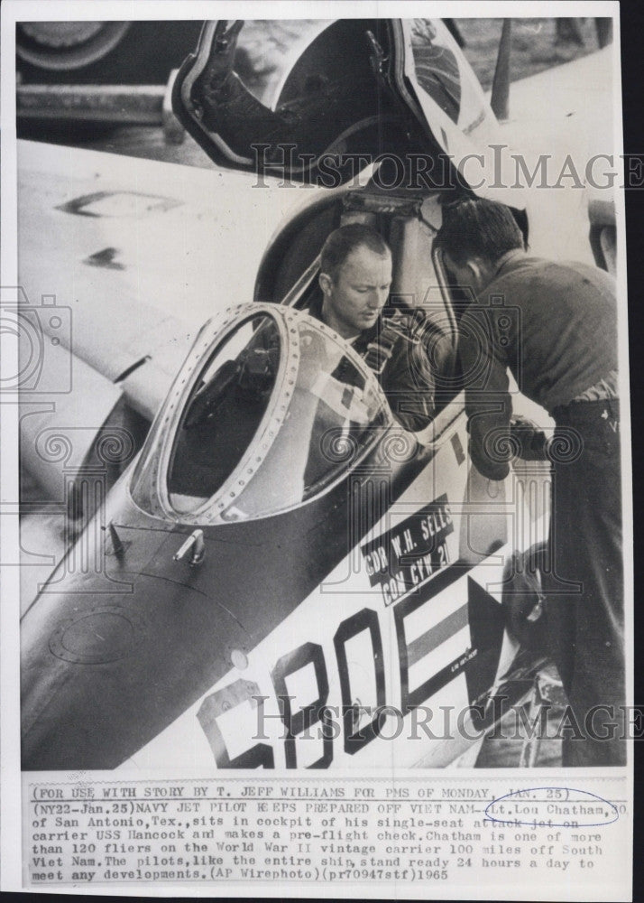 1965 Press Photo Lou Chatham San Antonio Texas Navy Pilot - Historic Images