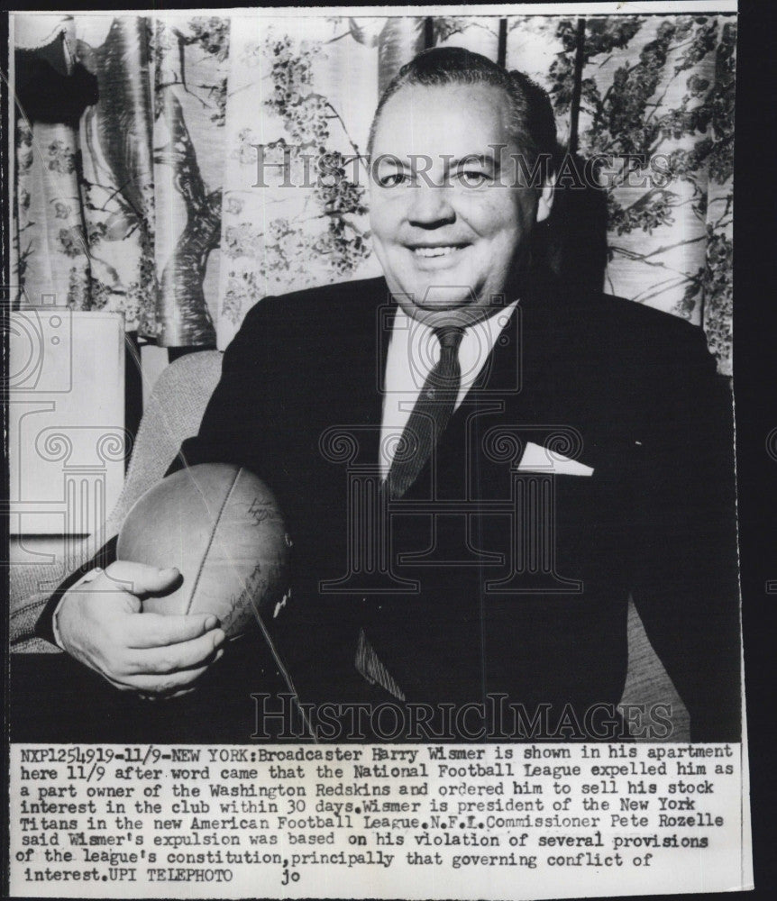 1960 Press Photo Broadcaster Harry Wismer Expelled as Part Owner of Washington - Historic Images