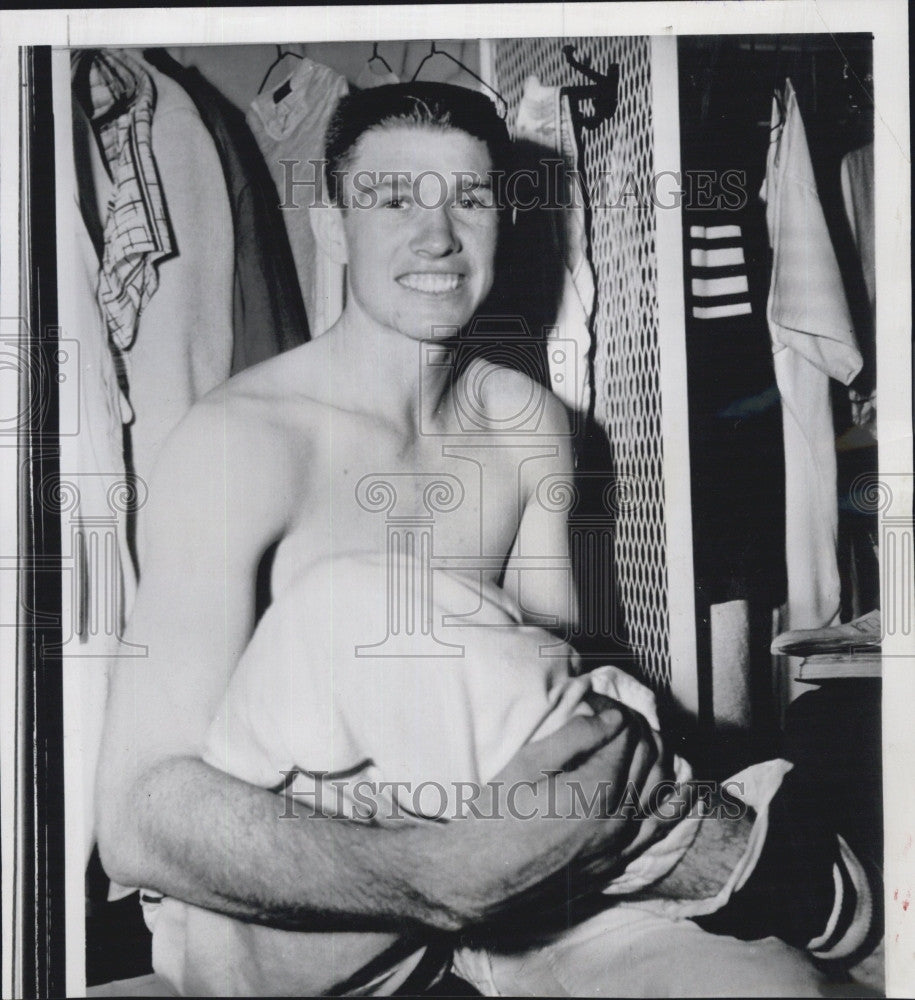 1957 Press Photo St Louis Cardinal Rookie Von McDaniel after good night's work - Historic Images