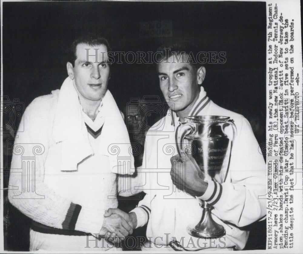 1959 Press Photo National Indoor Tennis Champion Alex Olmedo &amp; opp. Dick Savitt - Historic Images