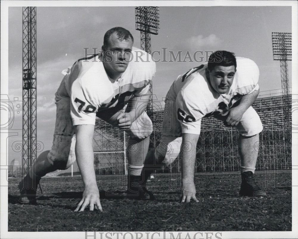 1961 Press Photo Terrier Linemen Pete Perreault &amp; Billy DiLorenzo - Historic Images