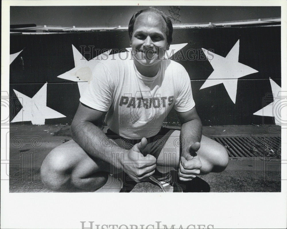 Press Photo Patriots coach Lebaron Caruthers - Historic Images