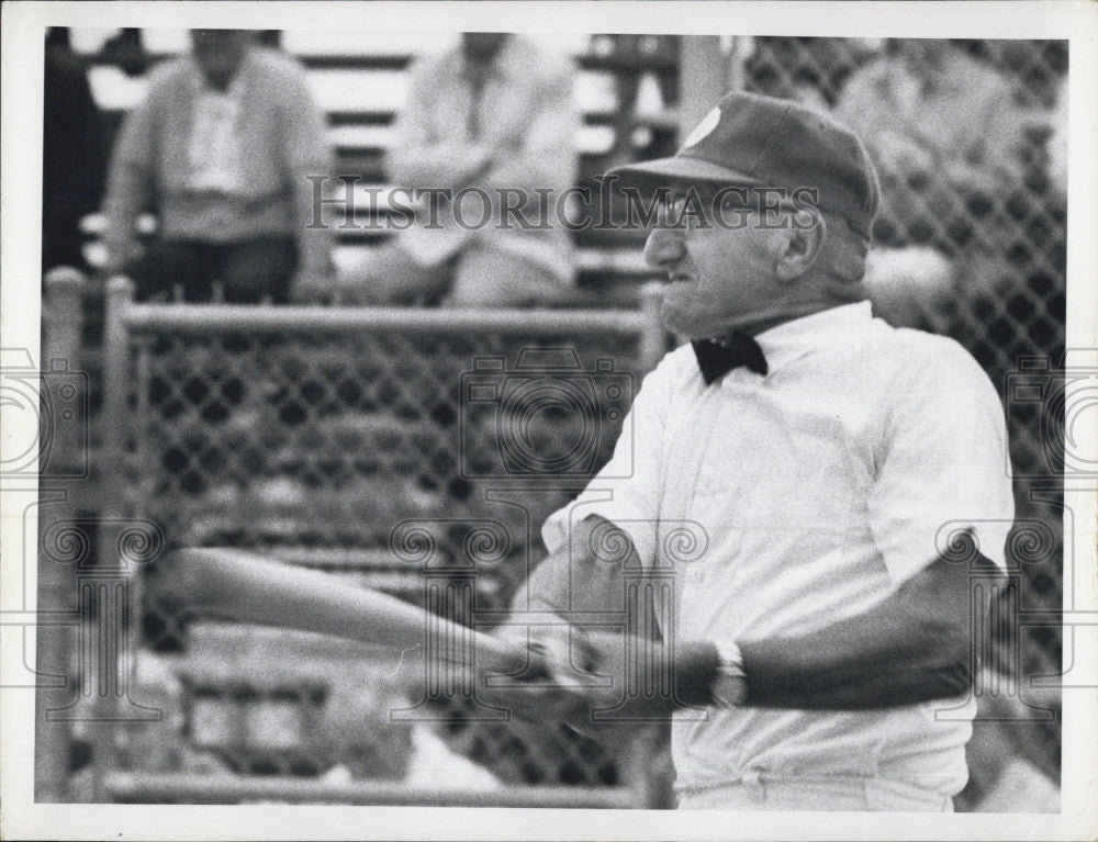 1968 Press Photo Softball Game Kids and Kubs for Children&#39;s Hospital - Historic Images