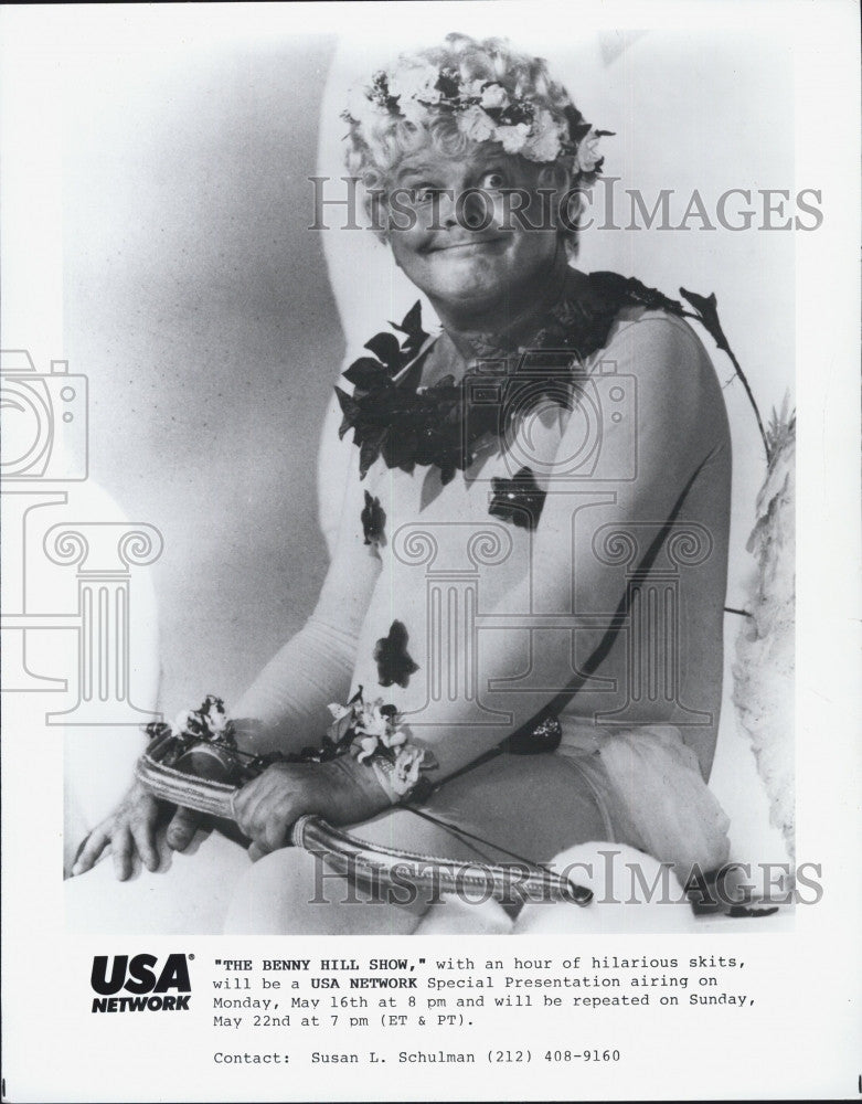 1985 Press Photo &quot;The Benny Hill Show&quot; - Historic Images