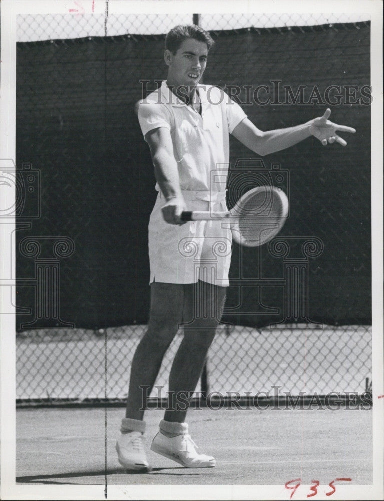 1963 Press Photo Manuel Santana Plays In Masters Tournament - Historic Images