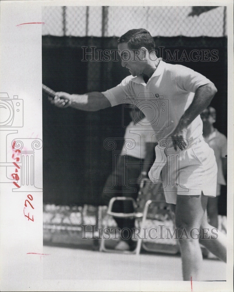 1967 Press Photo Allen Fox Wins Masters Tennis Match - Historic Images