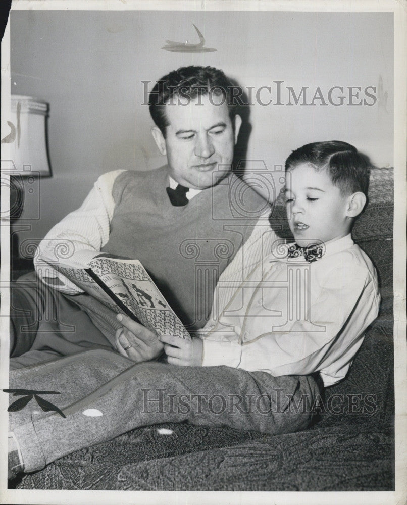 1952 Press Photo St. Louis Cardinals Baseball Couach Joe Kuharich and Son - Historic Images