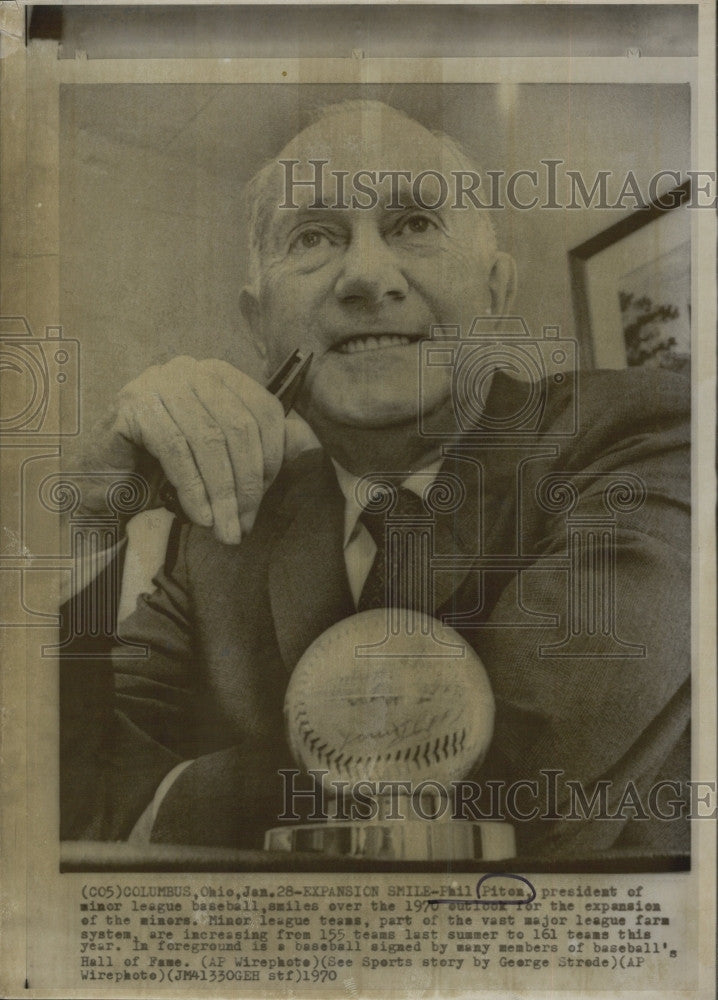 1970 Press Photo Phil Piton President Of Minor League Baseball - Historic Images
