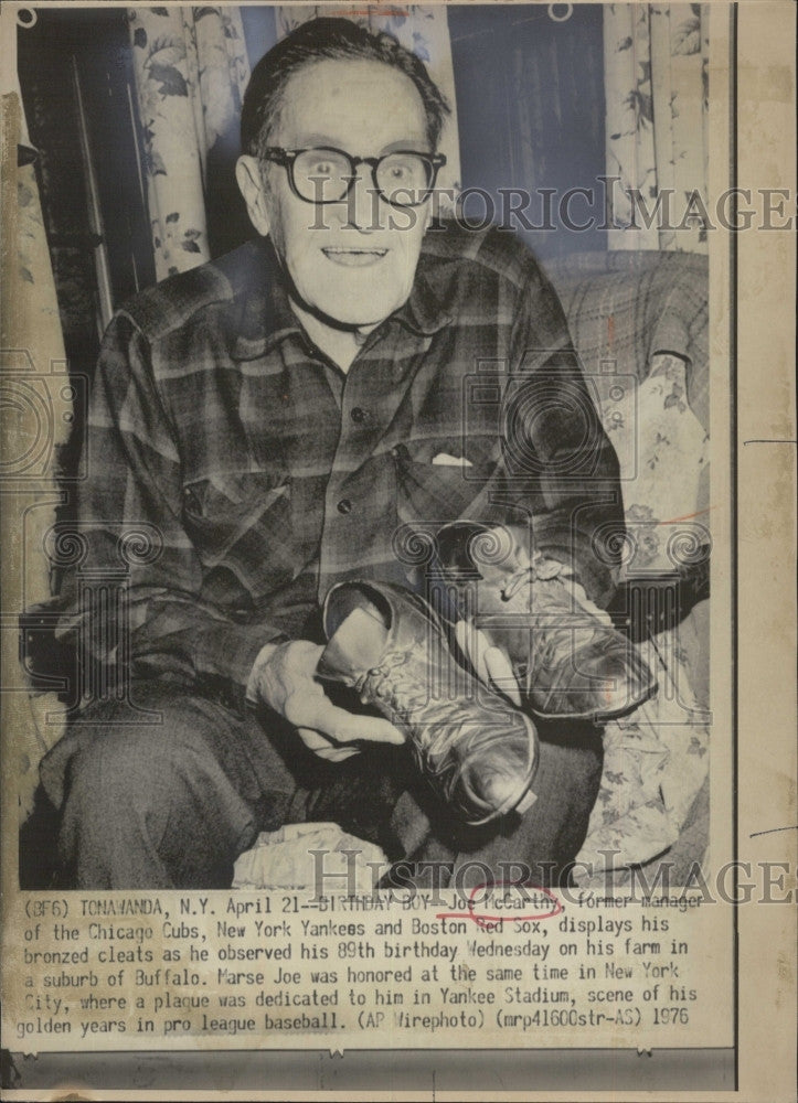 1976 Press Photo Former Baseball Manager Joe McCarthy Celebrates Birthday - Historic Images