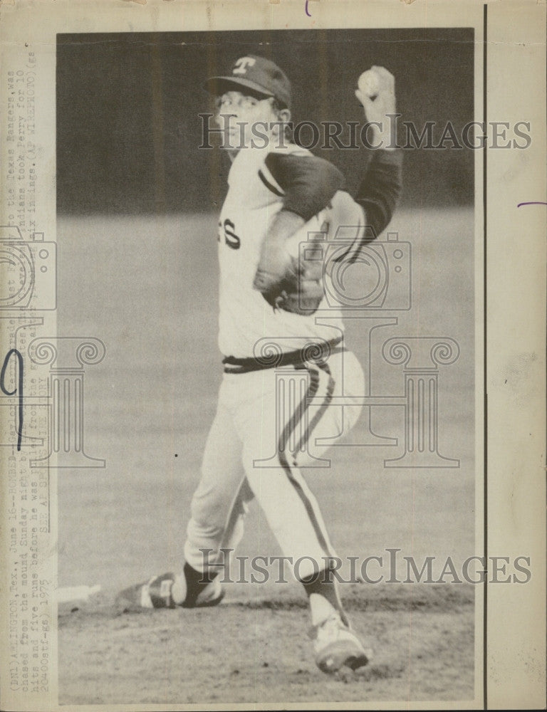 1975 Press Photo Gaylord Perry Texas Rangers Baseball Pitcher - Historic Images