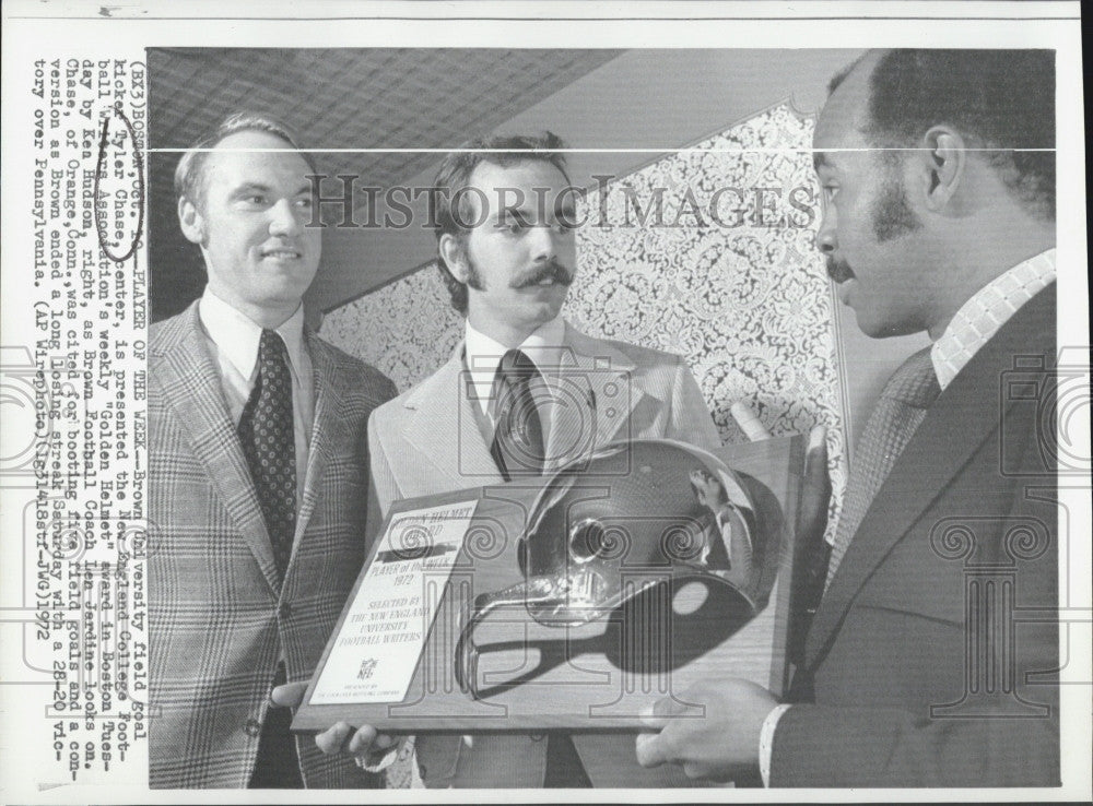 1972 Press Photo Brown U kicker Tyler Chase,K Hudson &amp; coach L Jardine - Historic Images