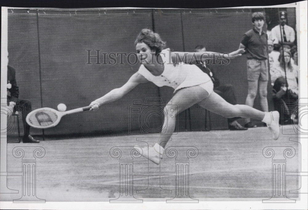 1971 Press Photo Australian Tennis Player Evonne Goolagong Wimbledon - Historic Images