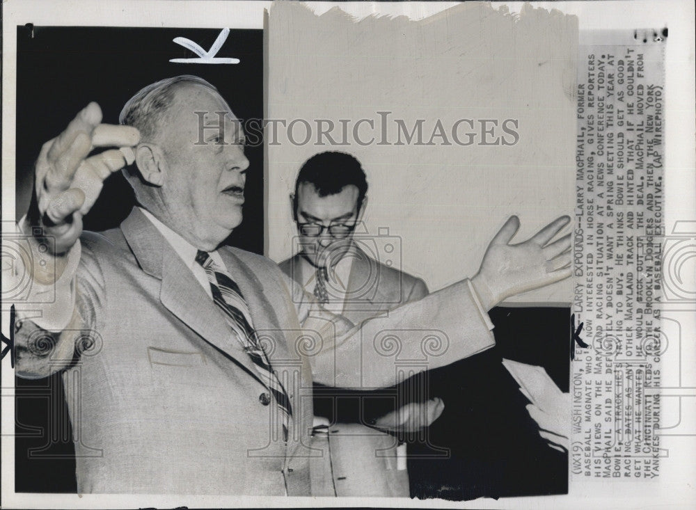 1952 Press Photo Larry MacPhail Baseball Magnate Horse Racer Bowie - Historic Images