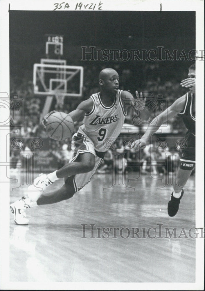 Press Photo Nick Van Exel of the Lakers in action - Historic Images