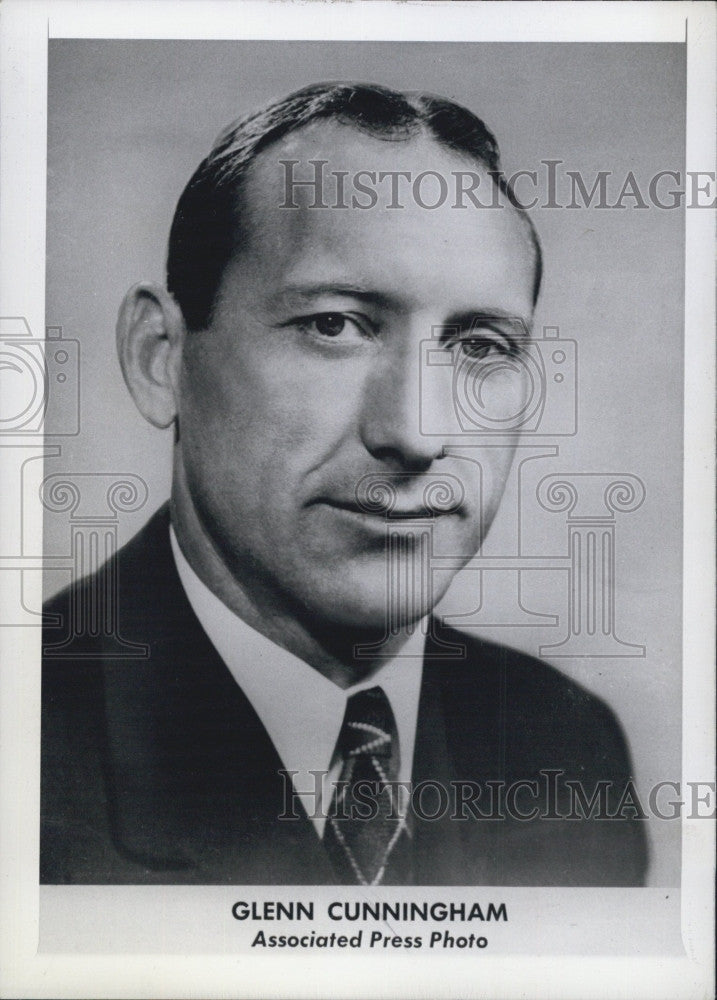 1943 Press Photo Glenn Cunningham,athlete - Historic Images