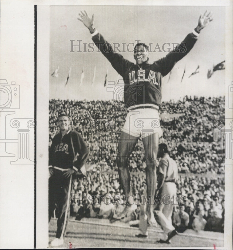 1960 Press Photo Dave Otts,USA track star - Historic Images