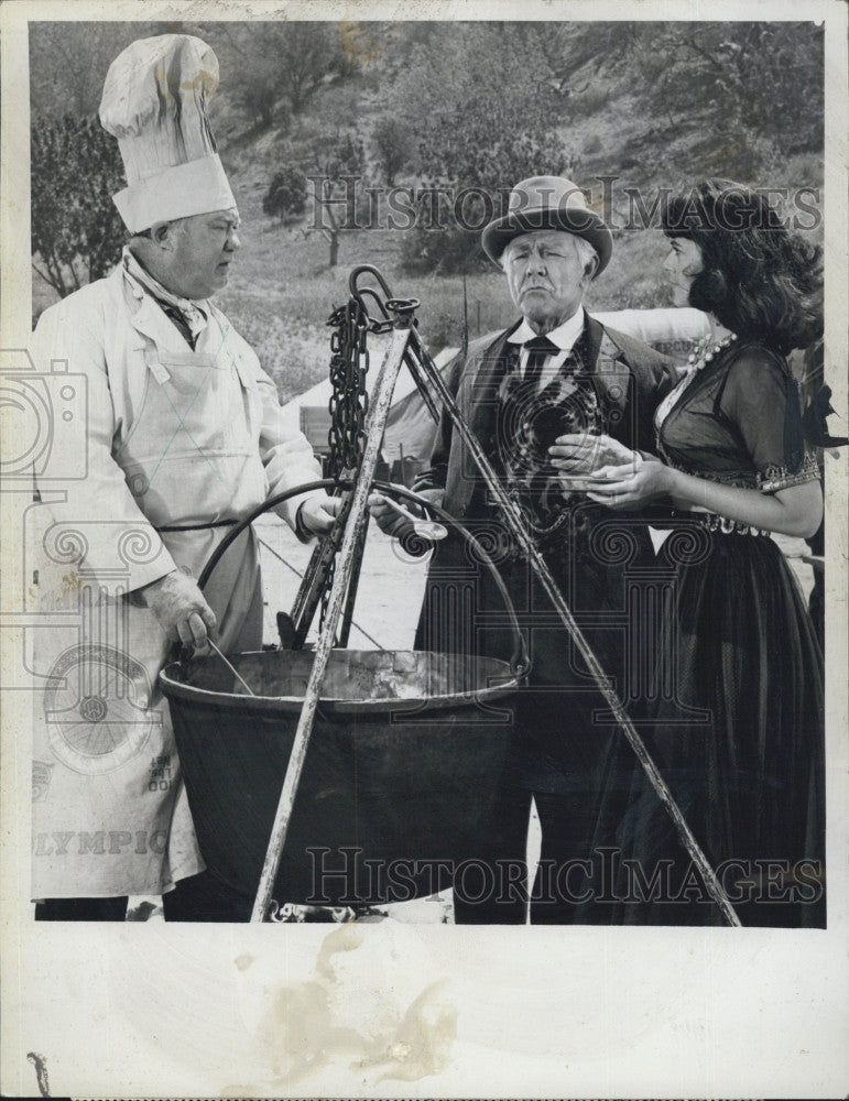 1962 Press Photo Charles Ruggles &quot;Frontier Circus&quot; Film Television Actor - Historic Images