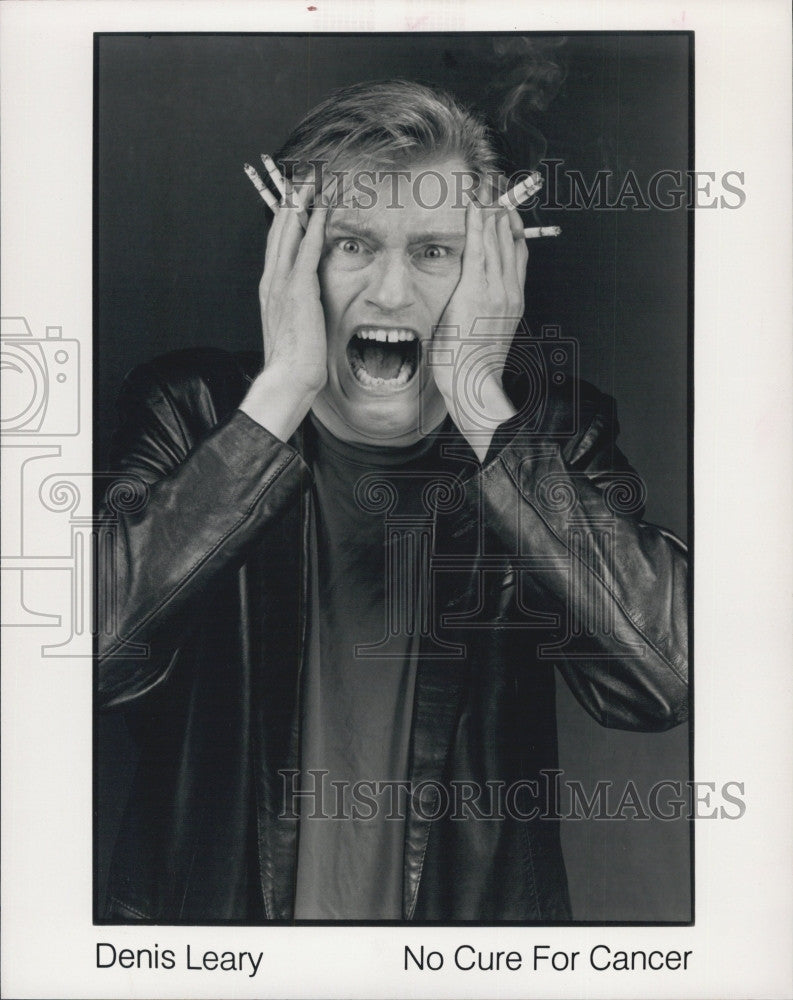 1997 Press Photo Denis Leary Television Film Actor &quot;No Cure For Cancer&quot; Ad - Historic Images