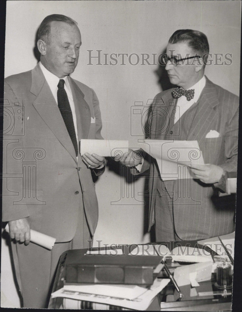 1951 Press Photo Rep Joseph Leary &amp; Frederick B Willis - Historic Images