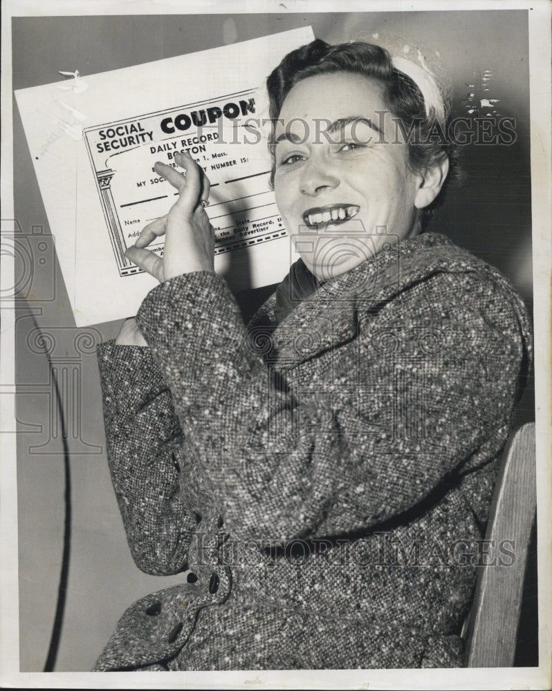 1960 Press Photo Mrs Ruth C Thompson Socialite Social Security - Historic Images