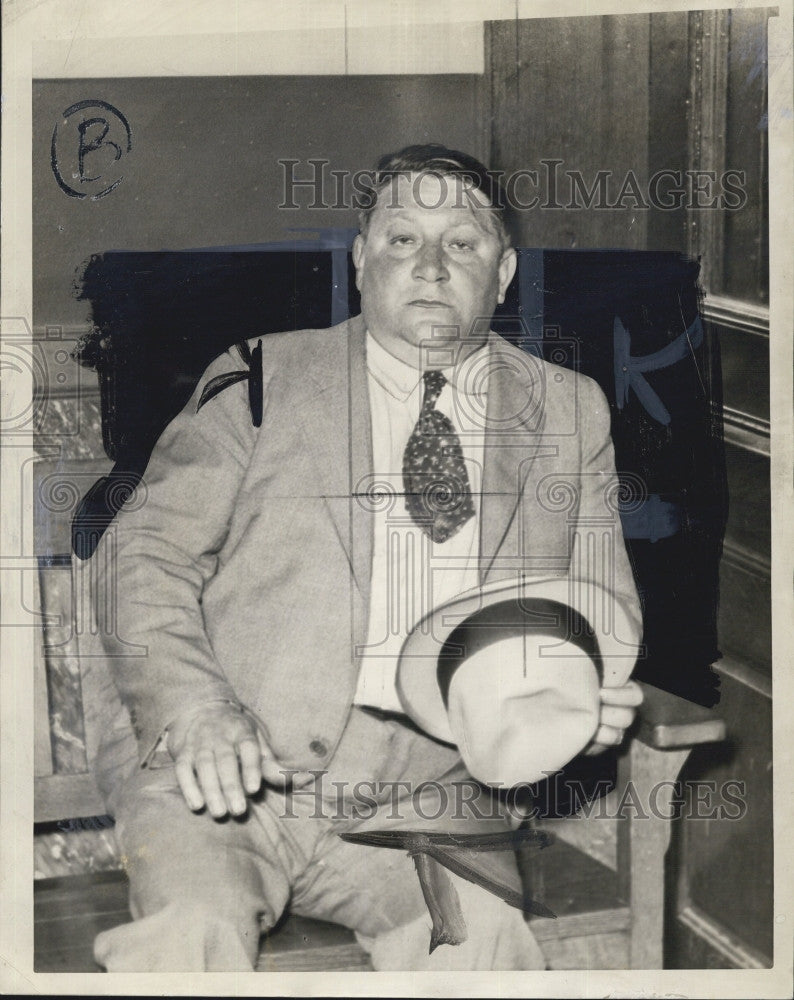 1938 Press Photo Andrew Cataldo surrendered to police - Historic Images