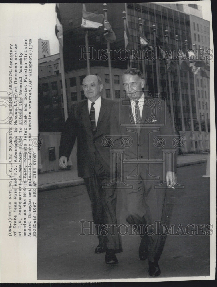 1967 Press Photo Secretary Of State Dean Rusk Llewelyn Thompson Politics - Historic Images