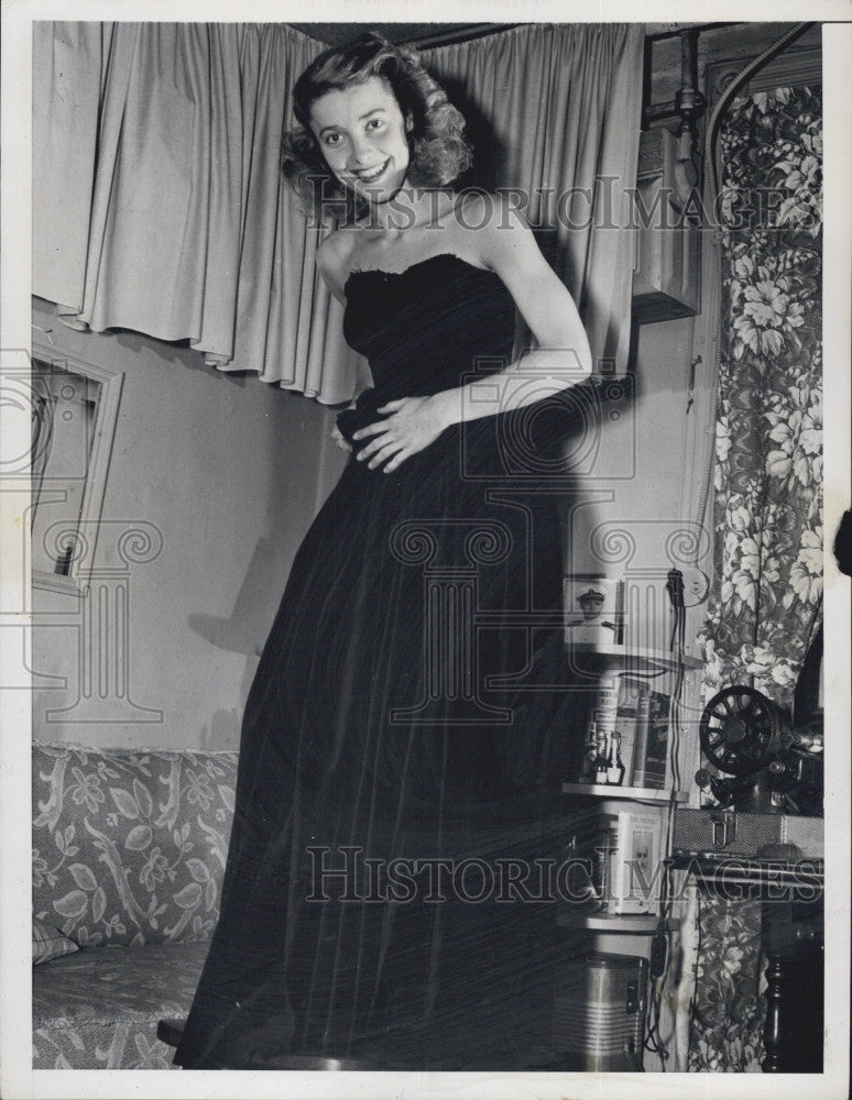 1949 Press Photo Former dancer, Lois Schenck - Historic Images