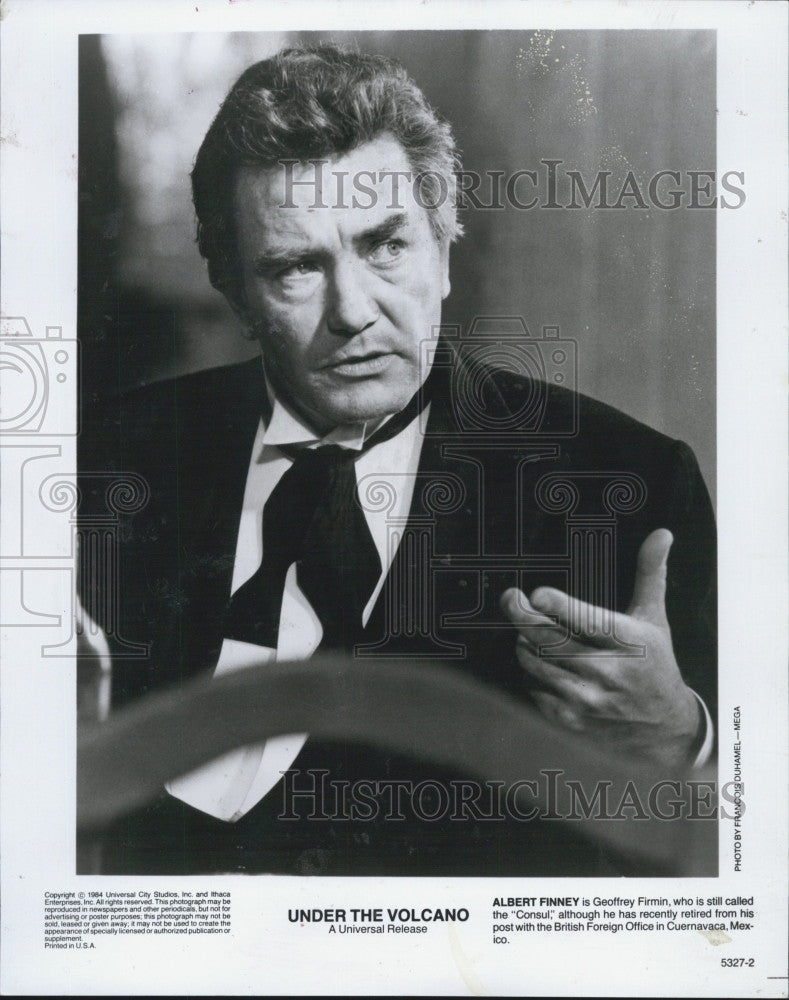 1993 Press Photo Albert Finney in &quot;Under the Volcano&quot; - Historic Images