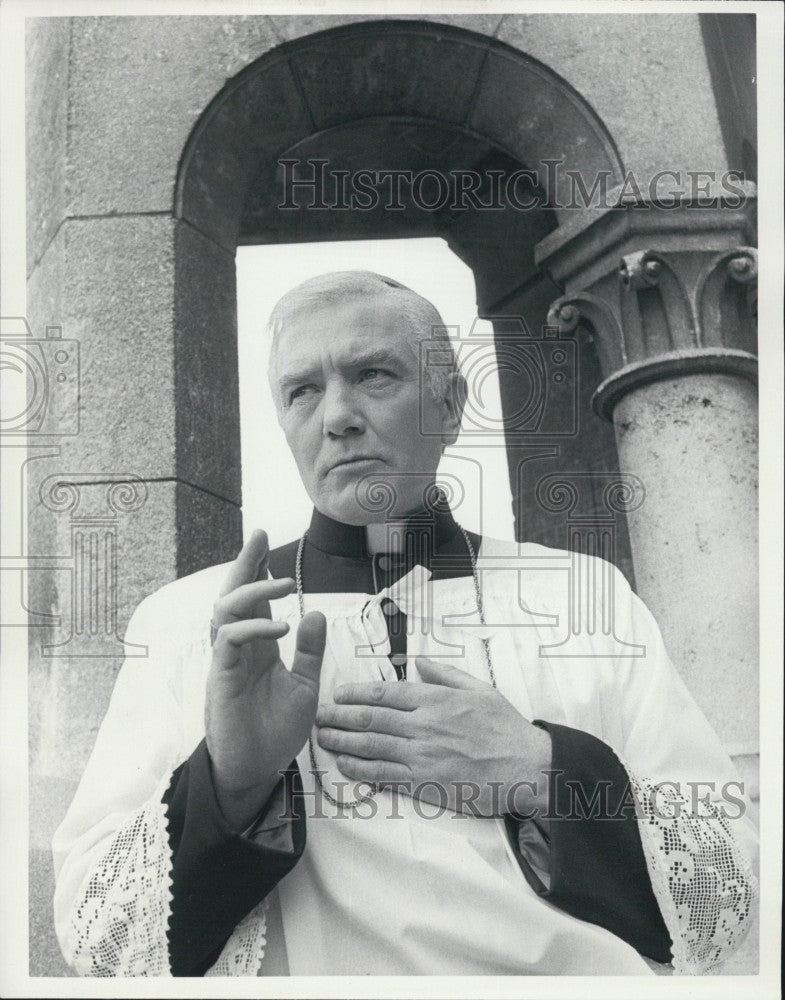 1984 Press Photo  Albert Finney in a film role - Historic Images