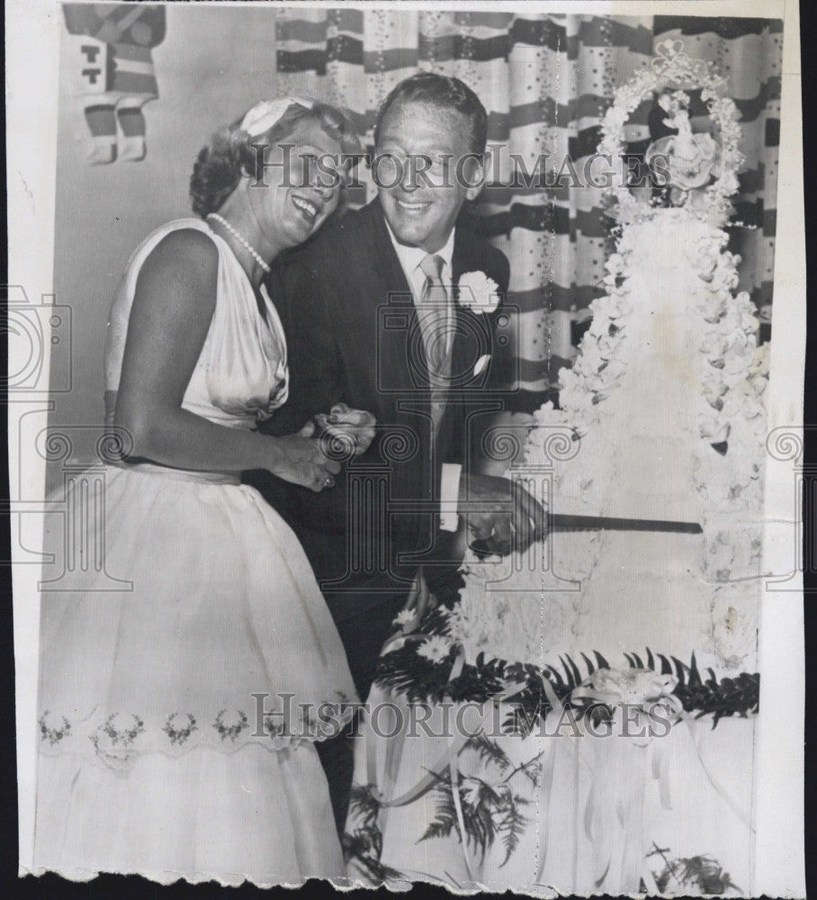 1956 Press Photo Actress Betty Kean and Lew Parker - Historic Images