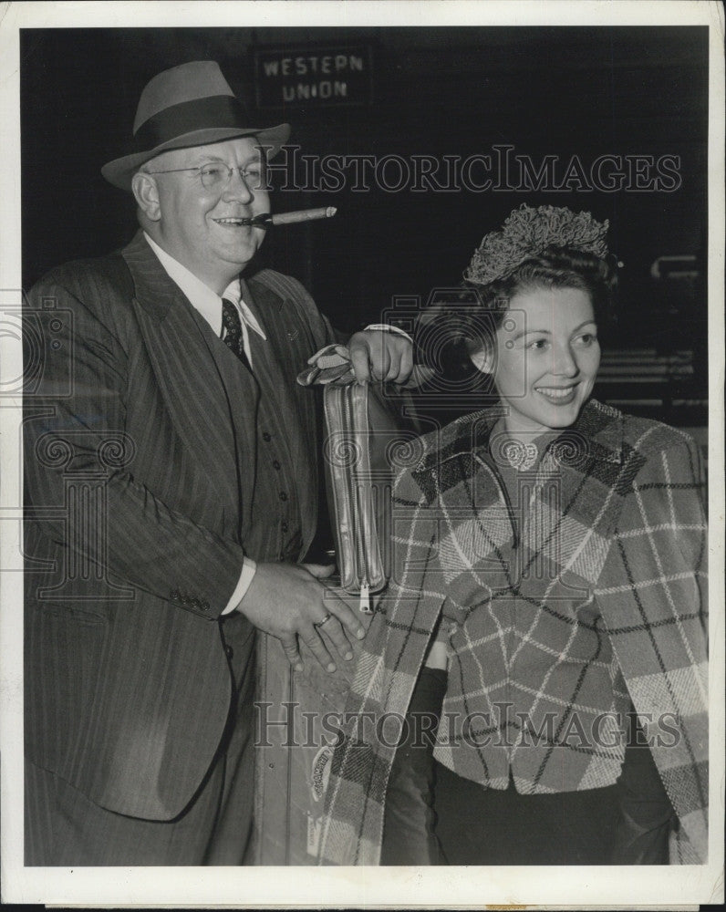 1941 Press Photo Mr. and Mrs. Lauritz Melchior - Historic Images