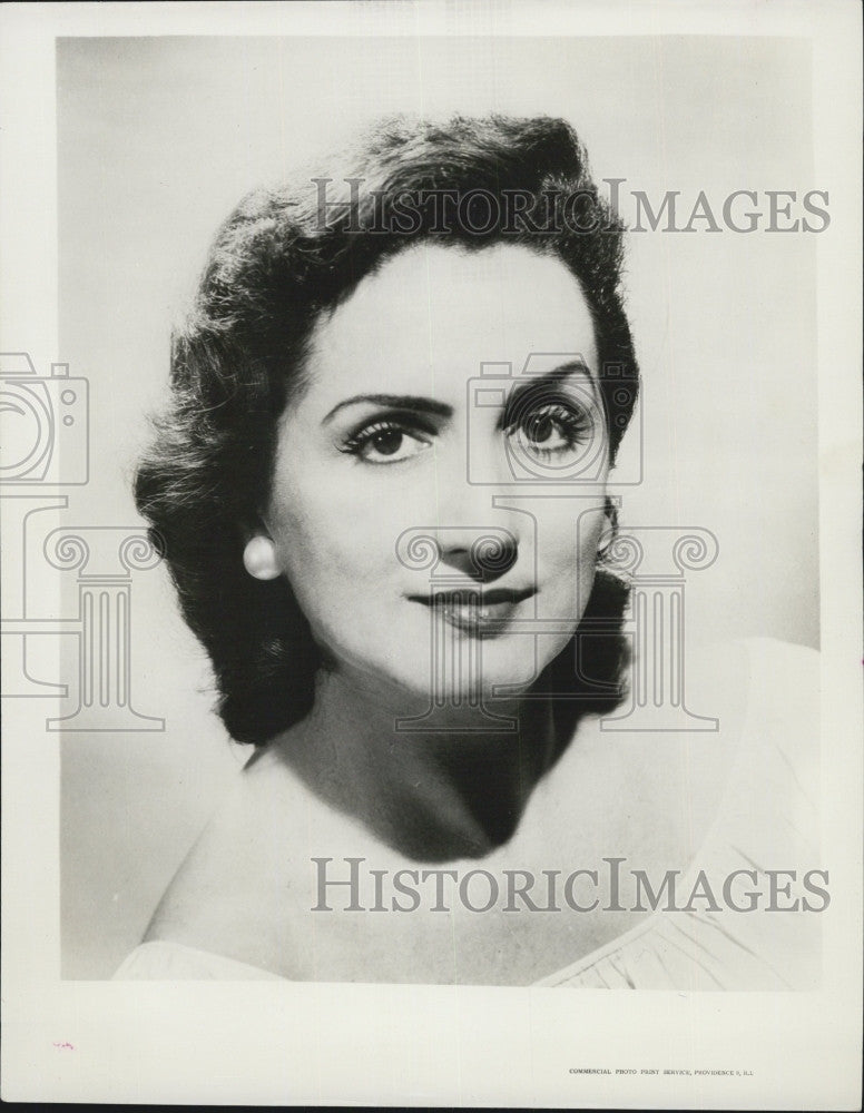 1960 Press Photo Singer Evelyn Mekelalo - Historic Images