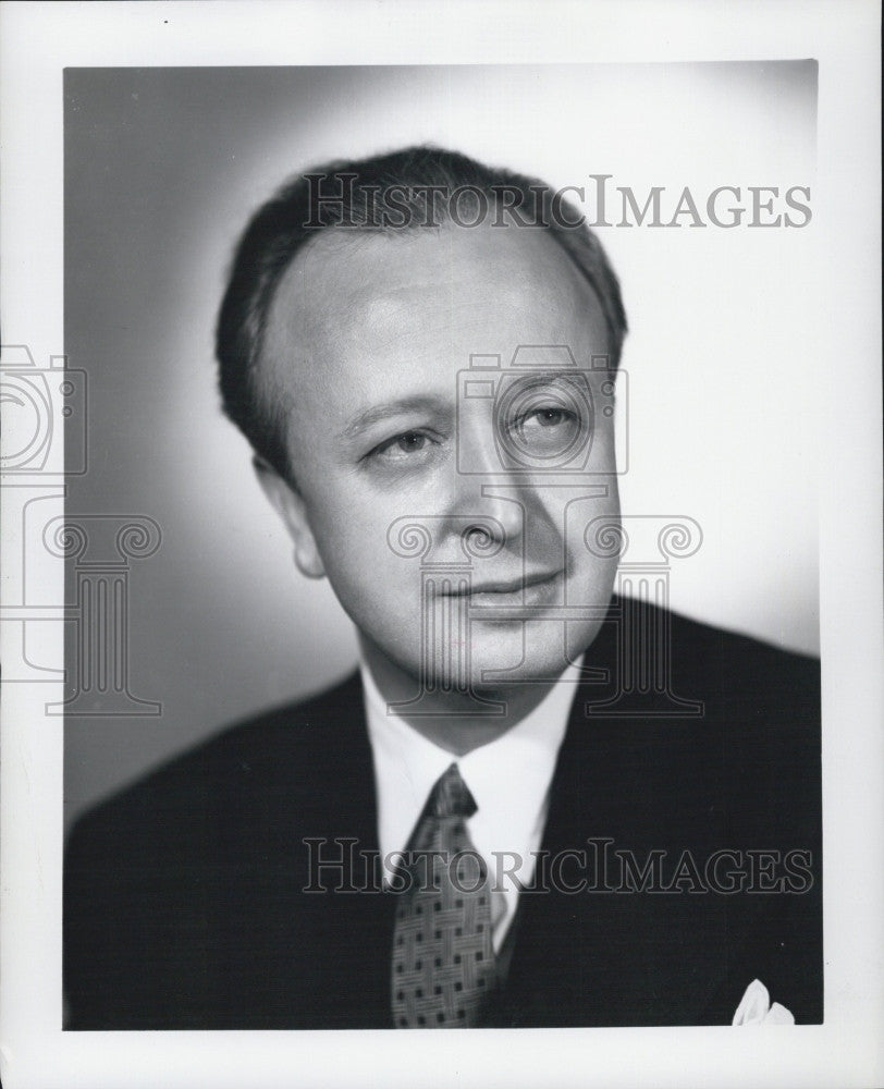 1946 Press Photo  Conductor, Howard Barlow &#39;Voice of Firestone&quot; - Historic Images