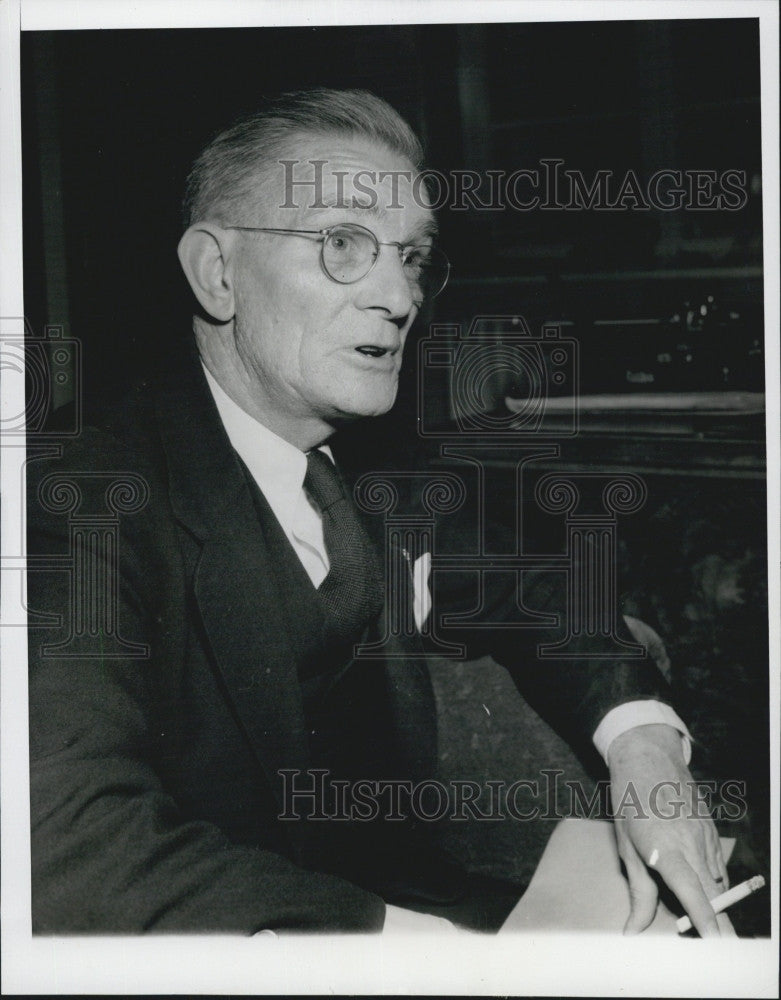 1946 Press Photo E. Bigelow-Thompson named Director of U.S. Information Service - Historic Images