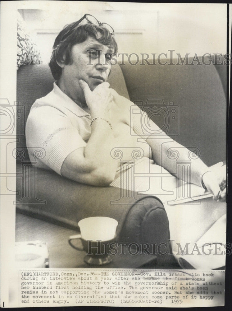 1975 Press Photo Gov. Ella Grasso in interview after being first Woman Governor - Historic Images