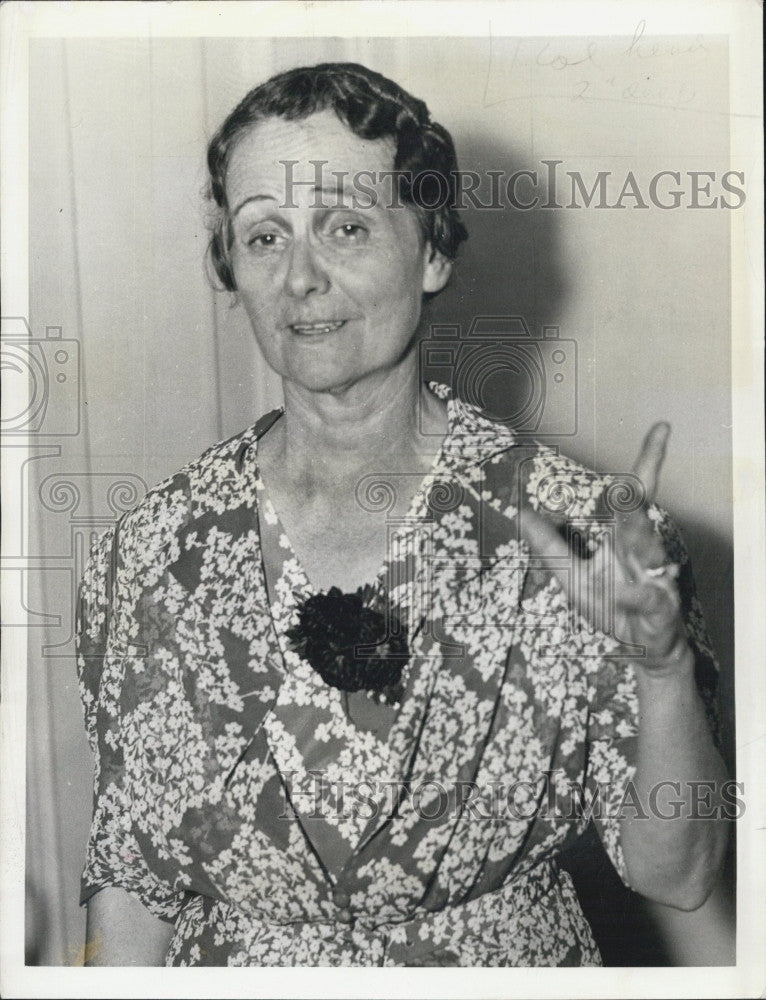 1937 Press Photo Alabama Senator Mrs. Dixie Graves at her Washington Hotel Suite - Historic Images